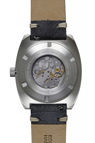 Preview: UMF Ruhla 1452-2 Armbanduhr Zaria Mechanik, Handaufzug, Saphirglas, 41mm, anthrazit