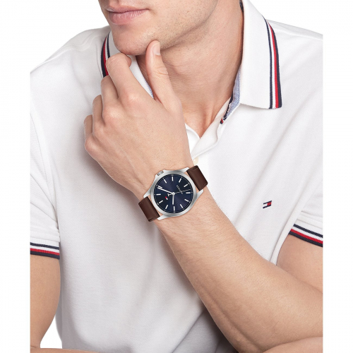 Preview: Tommy Hilfiger 1710669 Herren Armbanduhr, Lederband, 42mm