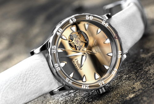 Vostok Europe Damenuhr Undine Mirror Automatik NH38-​515A765 mit 3 Armbänder