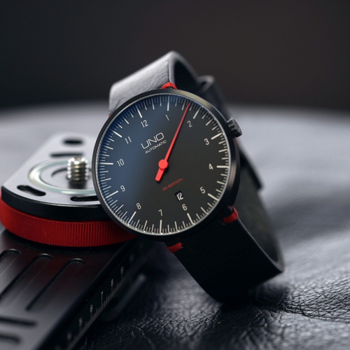 Botta UNO 35 Edition 819310BE Automatik Einzeigeruhr 44mm, Sattellederband