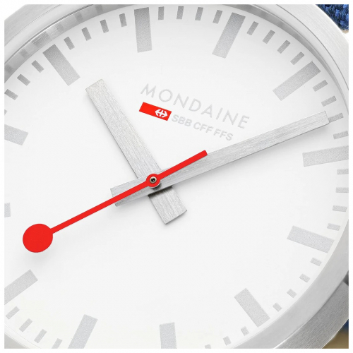 Preview: MONDAINE Uhr Classic, 40mm, blaue Textiluhr, A660.30360.17SBD