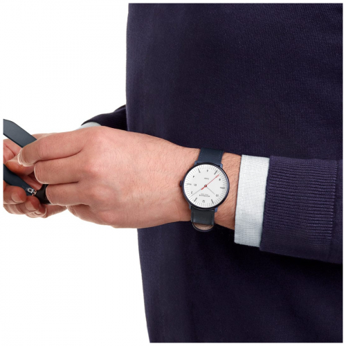 MONDAINE Armbanduhr MLE.41910.LQV SOLAR Doppio Saphirglas, 41mm, Veganes Apfelleder