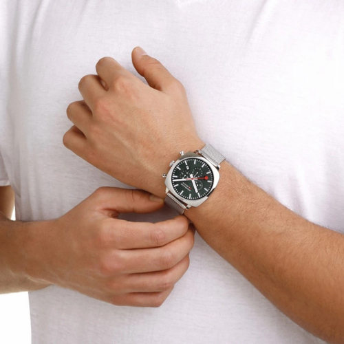 Mondaine Herren Armbanduhr Squar Chrono Grün MSL.41460.LF.SET Saphirglas, Wechselband