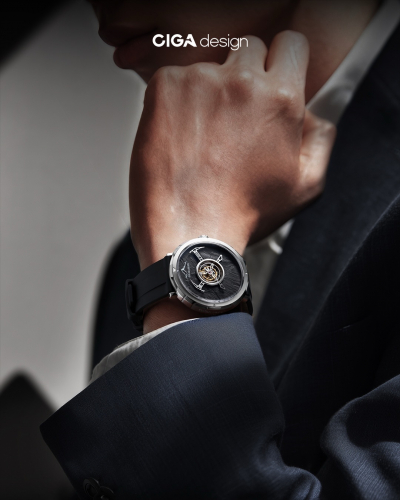 Preview: CIGA Design Uhr U053-TT02-6B Tourbillon Mount Everest Summit Titan