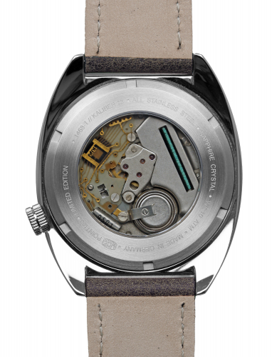 UMF Ruhla Armbanduhr 1468-1, Quarz-UMF-Kaliber 13, Saphirglas, 42mm