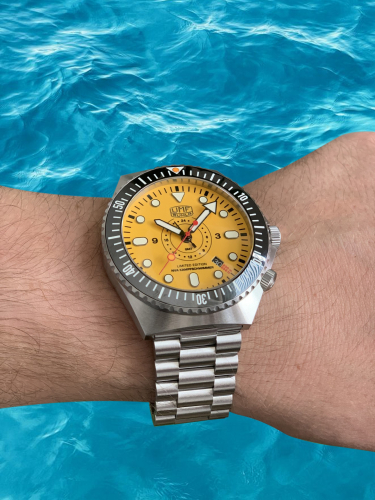 UMF Ruhla 1932M-5 Armbanduhr NVA Kampfschwimmer Automatik, Saphirglas, 46mm