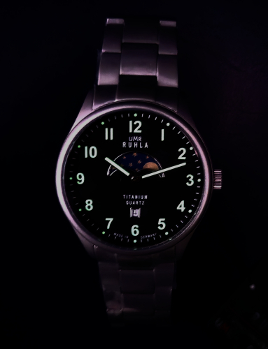 Preview: UMR Ruhla Mondphase Herren Armbanduhr Titan 20911 Datum Titangliederband
