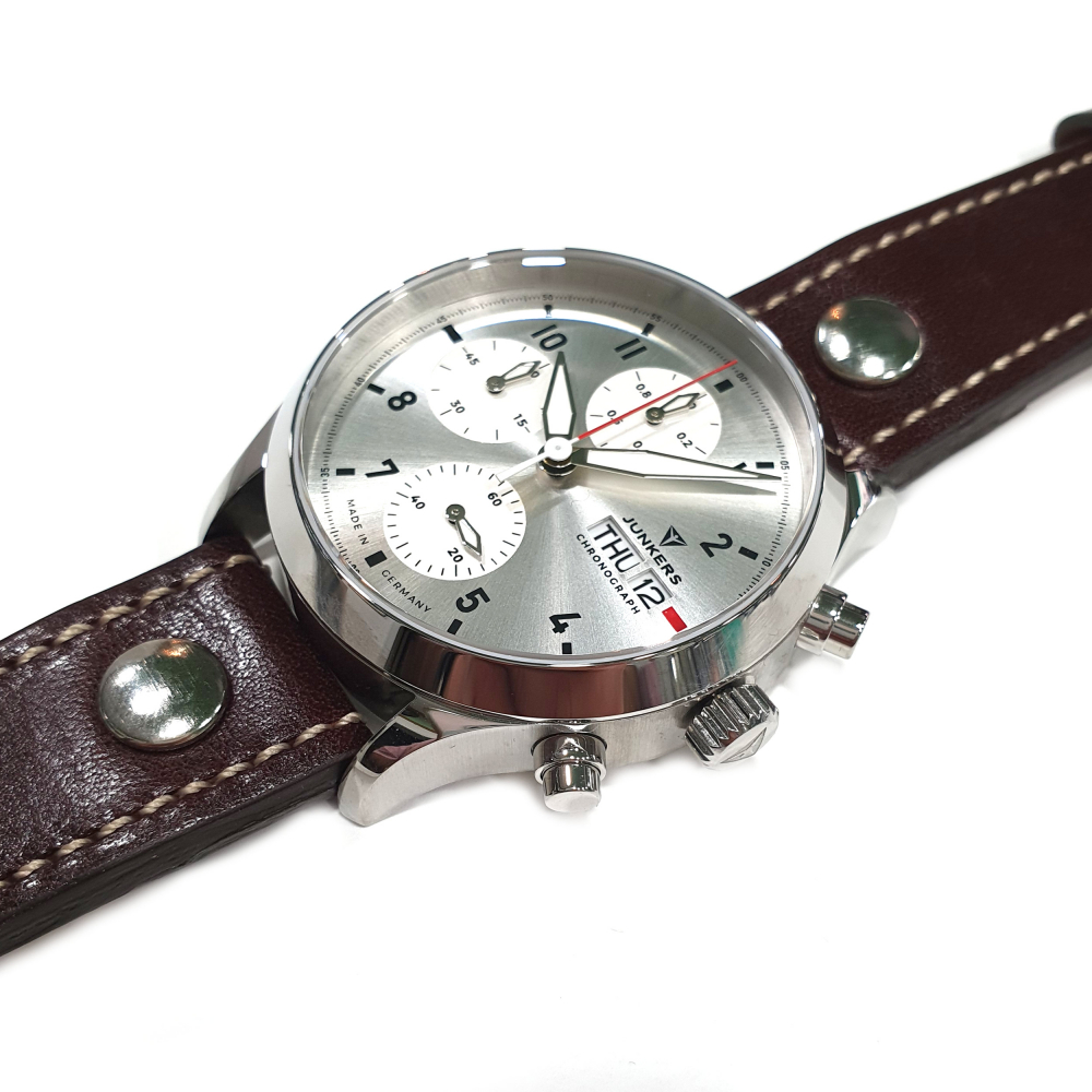 Junkers Herren Armbanduhr Cockpit 9.14.01.03 Chronograph Saphirglas Day-Date