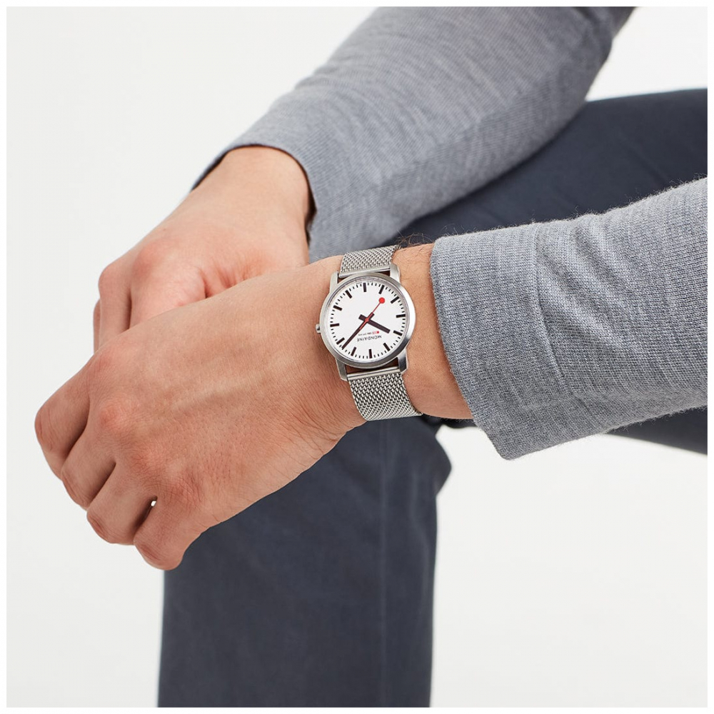 MONDAINE Armbanduhr A400.30351.16SBZ 35mm Simply Elegant 6mm Hoch
