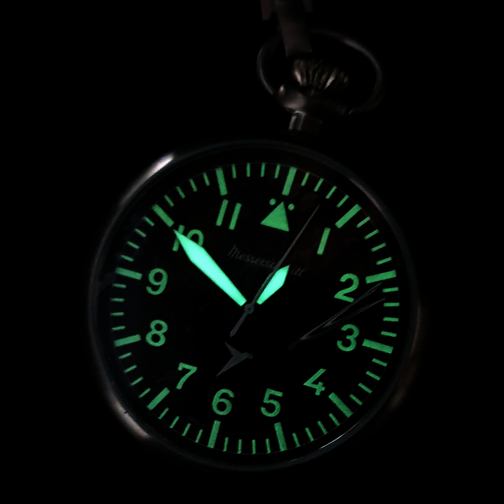 Messerschmitt ME-TAU-2 Taschenuhr mit Kette, Ronda-Werk, Leuchtziffern- und Zeiger