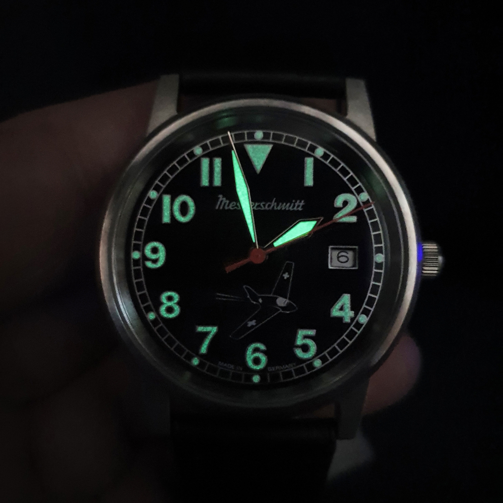 Messerschmitt ME163-80-6 Fliegeruhr Lederband Ronda-Werk, 10ATM