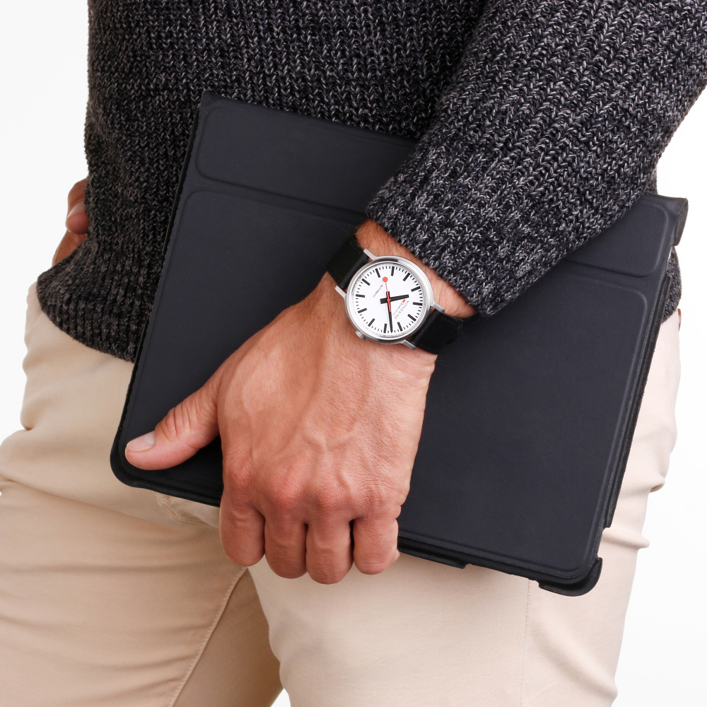 Mondaine Armbanduhr MST.4161B.LB The Original Automatik BackLight, Saphirglas, swiss made