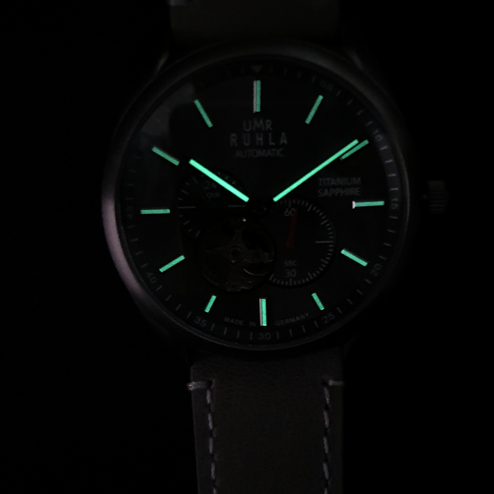 UMR RUHLA Automatic 80303 Herren Armbanduhr Titan, Spahirglas, kleine Sekunde, 24h-Anzeige