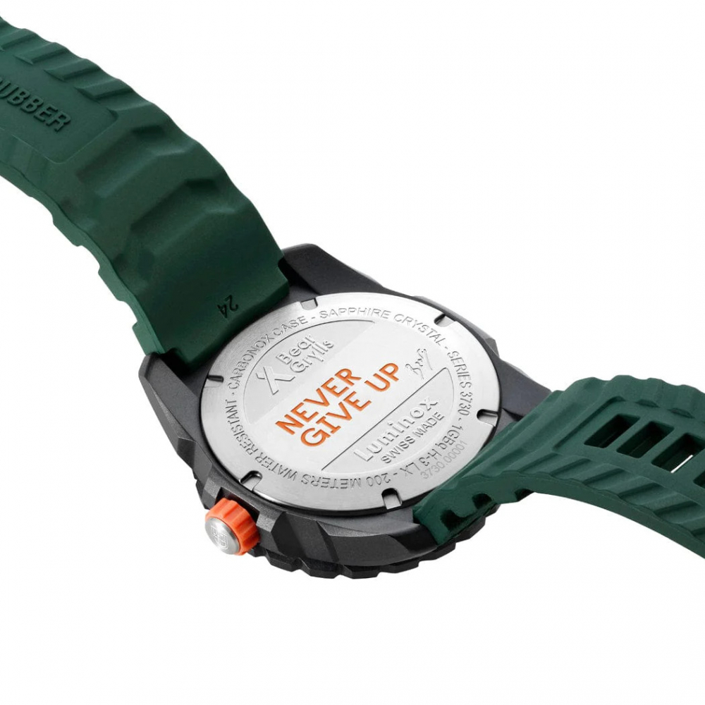 Luminox XB.3735 Bear Grylls Survival Outdoor, Mountain, Grün, Saphirglas, 20ATM