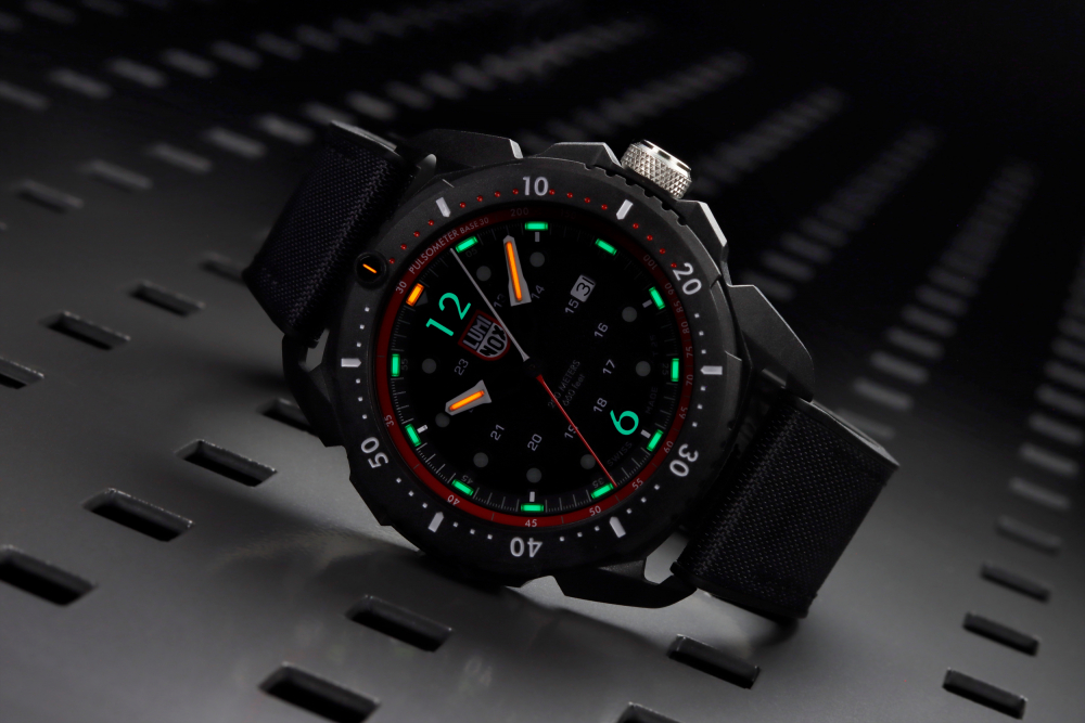 Luminox Armbanduhr ICE-SAR Arctic, 46 mm, Outdoor Uhr XL.1051 Saphirglas, Pulsmesser