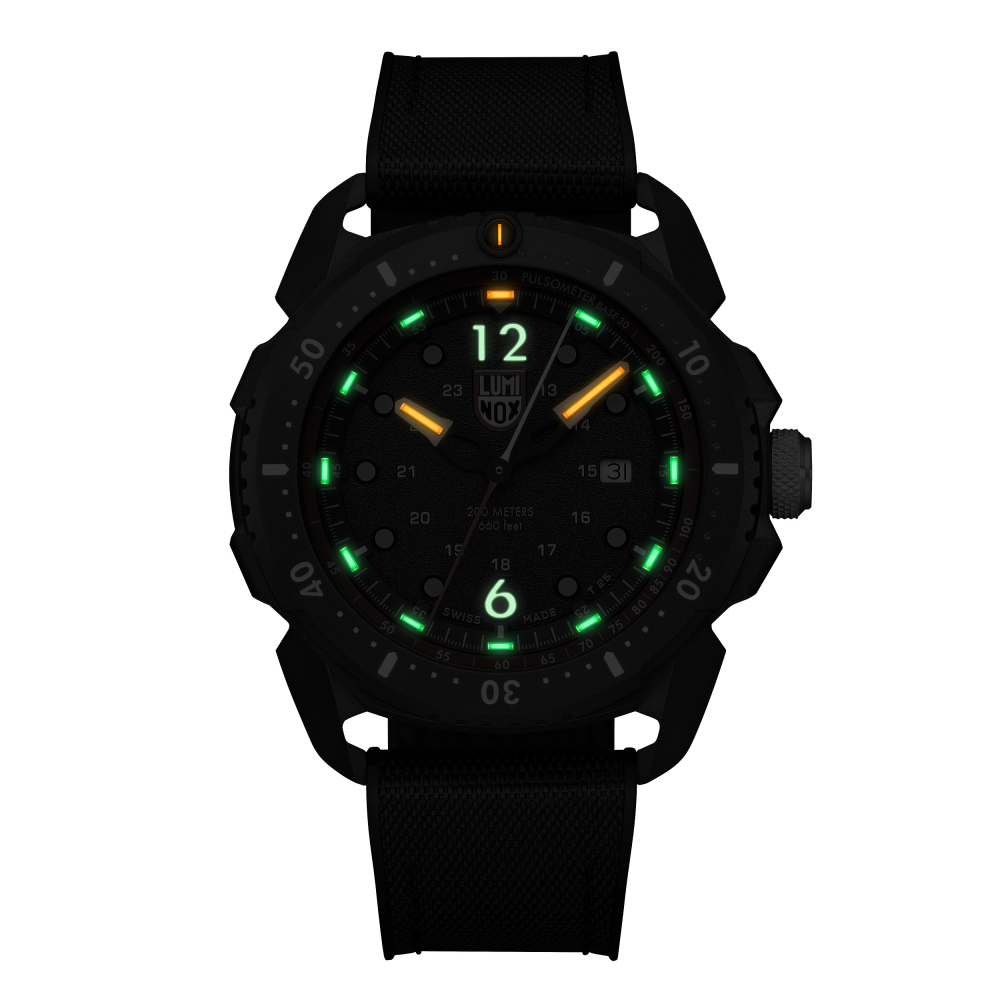 Luminox Armbanduhr ICE-SAR Arctic, 46 mm, Outdoor Uhr XL.1051 Saphirglas, Pulsmesser