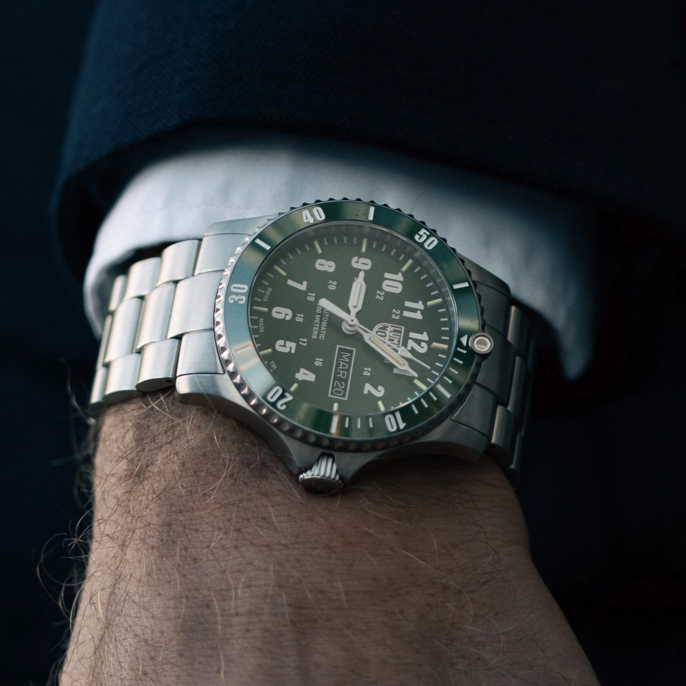 Luminox XS.0937 Automatic 20ATM Saphirglas Day-Date Sport Uhr, 42mm
