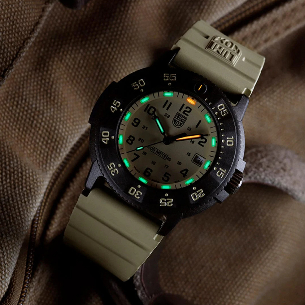 Luminox XS.3010.EVO.S Armbanduhr Original Navy SEAL 43mm, Sandfarben, Militäruhr, 20ATM